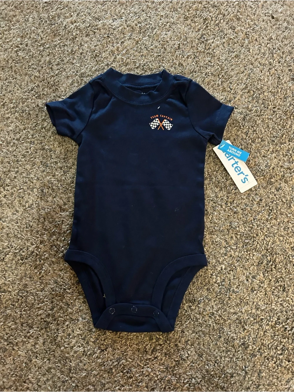 New infant carters 9m 4 pieces one pieces